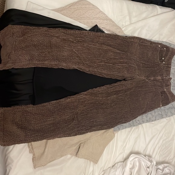 High rise Baggy Cargos - Picture 5 of 5